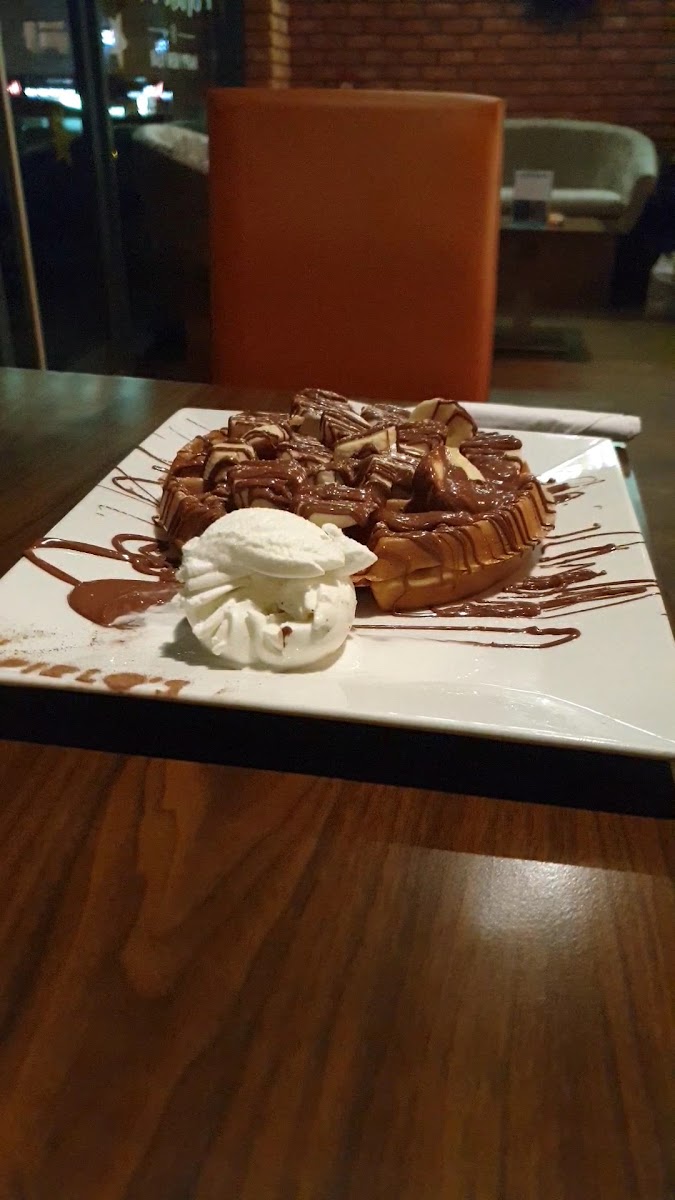 Pirlo's Dessert Lounge-2