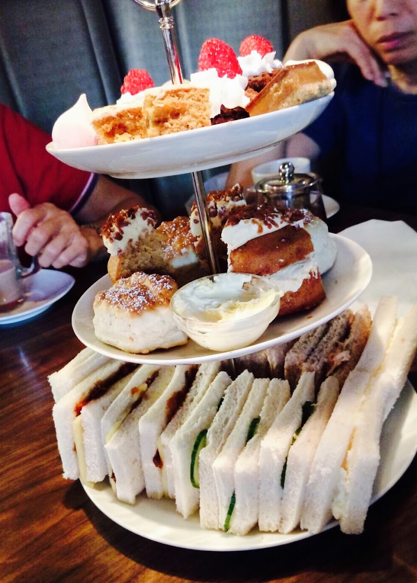 Pirlo's Dessert Lounge-8